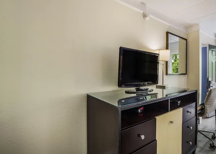 Quality Inn Hampton - Newport News